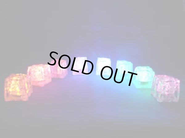 画像1: LED　光る氷 ライトキューブ LITECUBES ボタンタイプ・ブルー・グリーン・ホワイト・パープル・マルチ　1個売り
