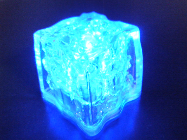 画像: LED　光る氷 ライトキューブ LITECUBES ボタンタイプ・レッド・オレンジ　1個売り